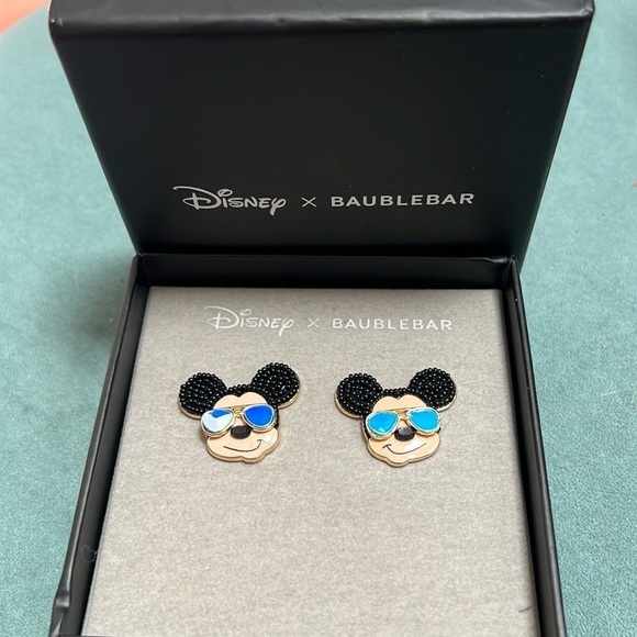 Disney x BAUBLEBAR Mickey Mouse Sunglass Earrings New - Picture 6 of 6